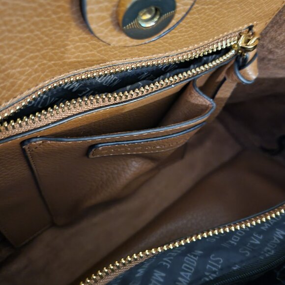 Steve Madden Crossbody & Coin Purse NWOT Retail $98 Brown & Goldtone - Picture 7 of 9